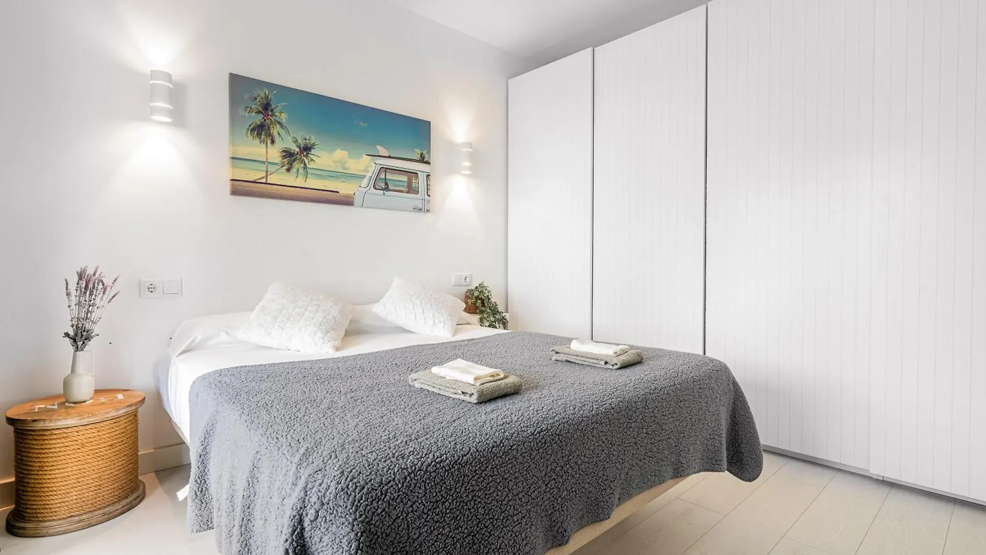 Apartamento Frente Al Canal Con Terraza エンプリアブラバ